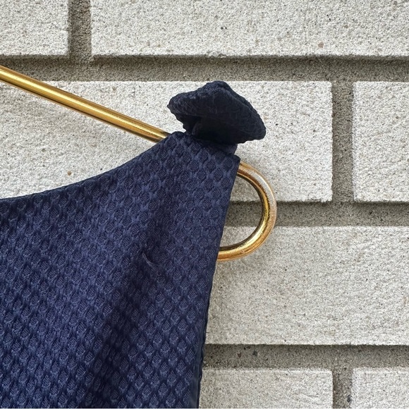 Trina Turk Observer Navy Textured V-Neck Bow Strap Cropped Jumpsuit Sz 16 - Picture 16 of 16